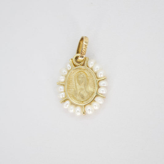 Medalla Virgen de Guadalupe en oro amarillo 14k con Perla.