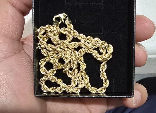 Cadena torsal en oro amarillo 14k.