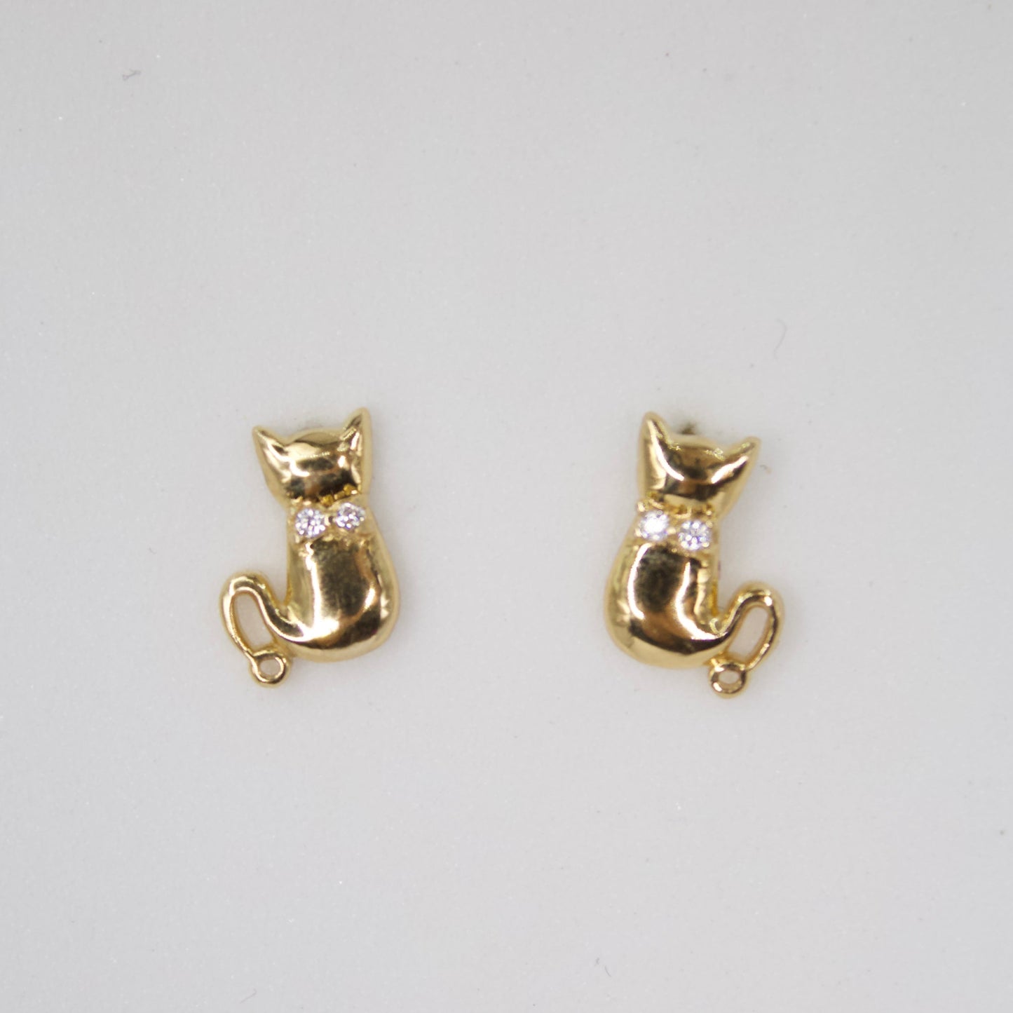 Aretes gatitos en oro amarillo 14k